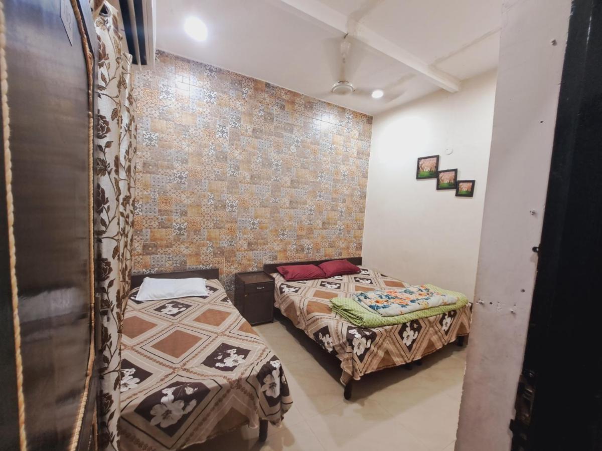 Sufi Khandar Home Stay Nueva Delhi Exterior foto