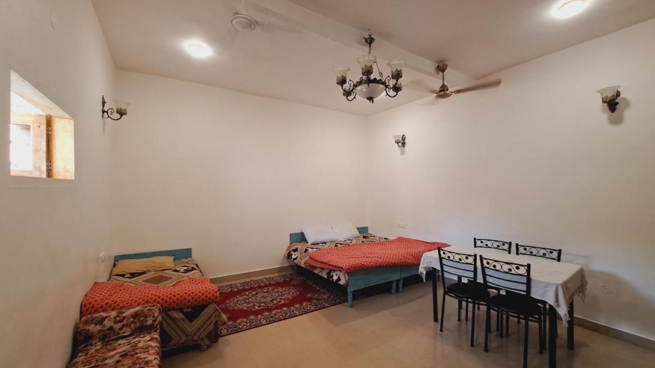Sufi Khandar Home Stay Nueva Delhi Exterior foto