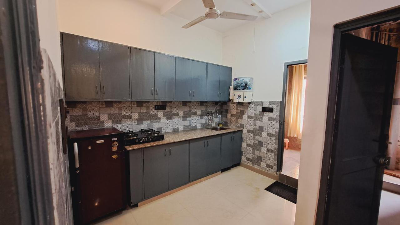 Sufi Khandar Home Stay Nueva Delhi Exterior foto
