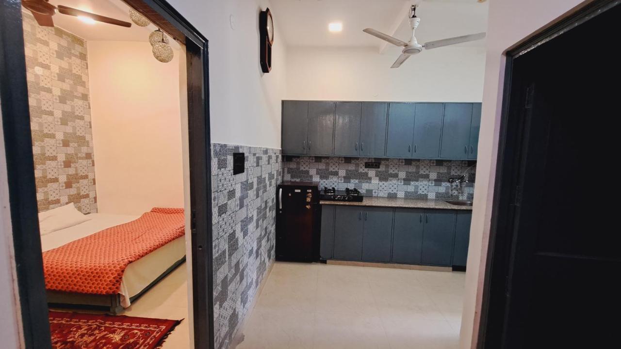 Sufi Khandar Home Stay Nueva Delhi Exterior foto